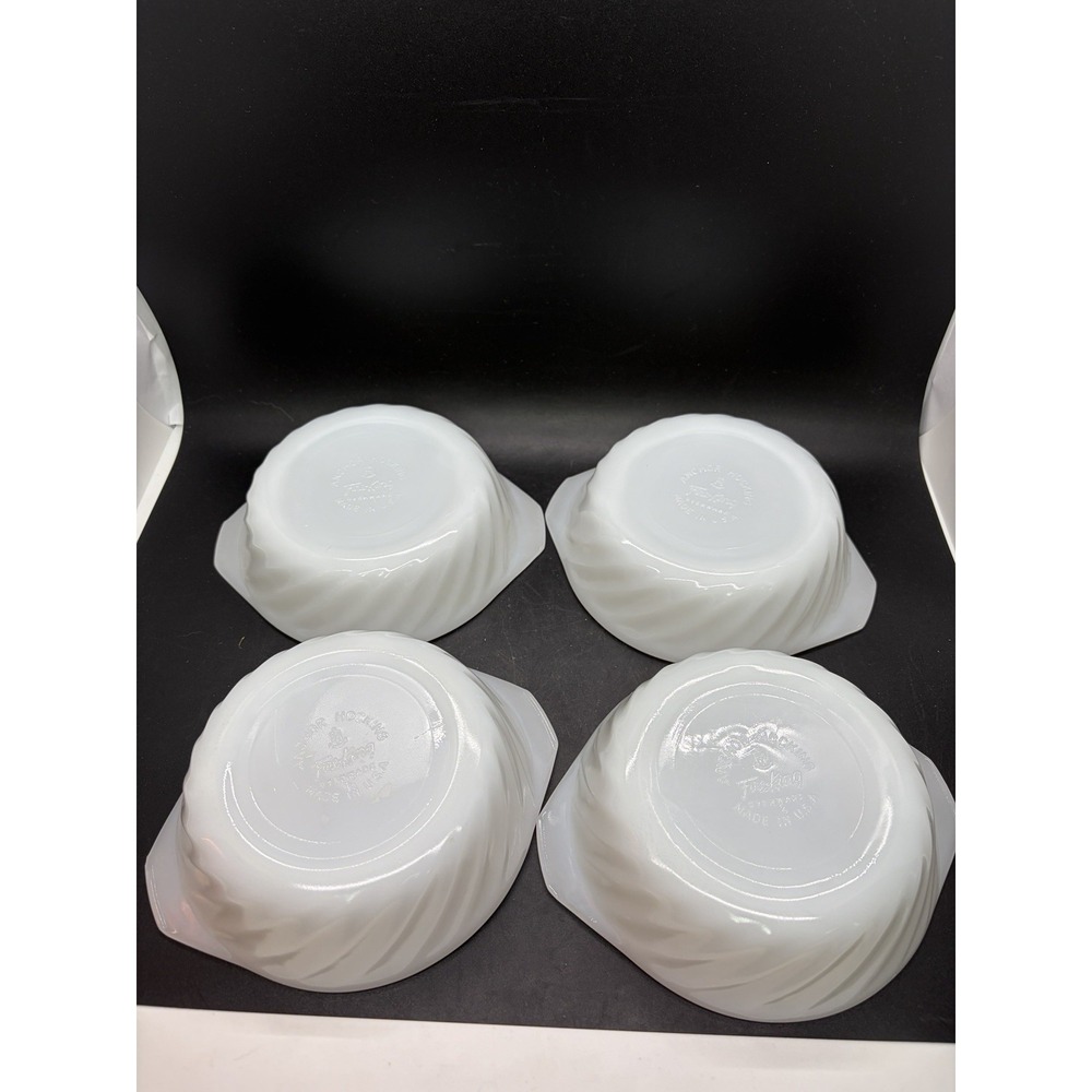 4, Anchor Hocking Fire King  Petite oven Proof Baking Dessert Dishes - 1.5 Qt.